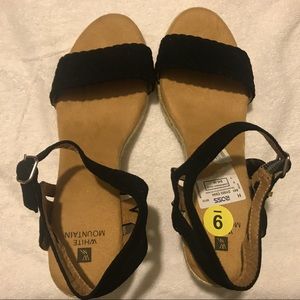 White Mountain Heritage Collection wedge sandals